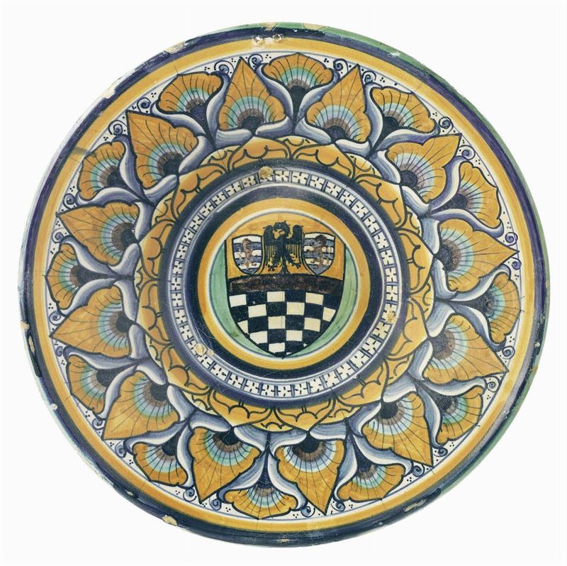 Due Piatti in Maiolica Policroma