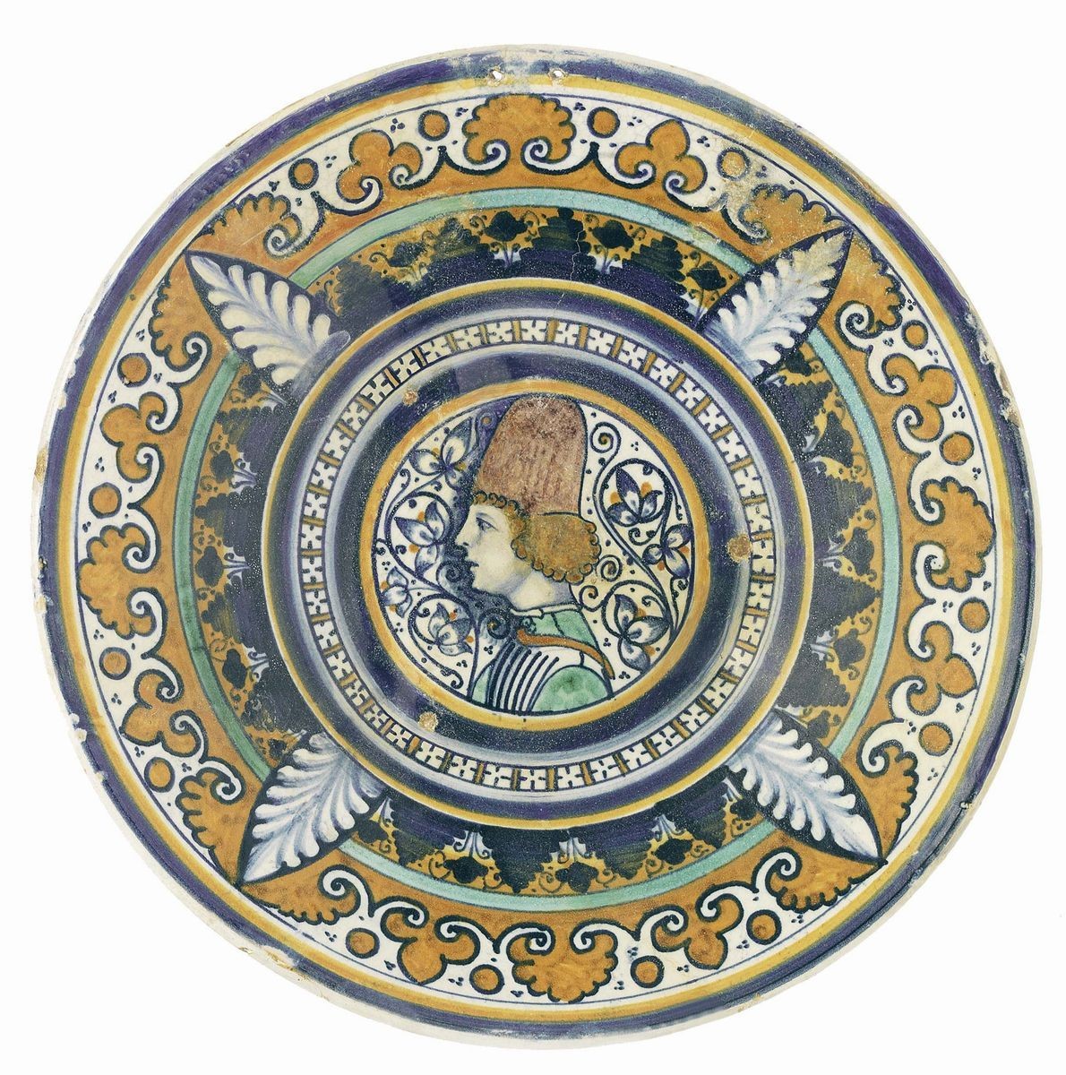 Due Piatti in Maiolica Policroma
