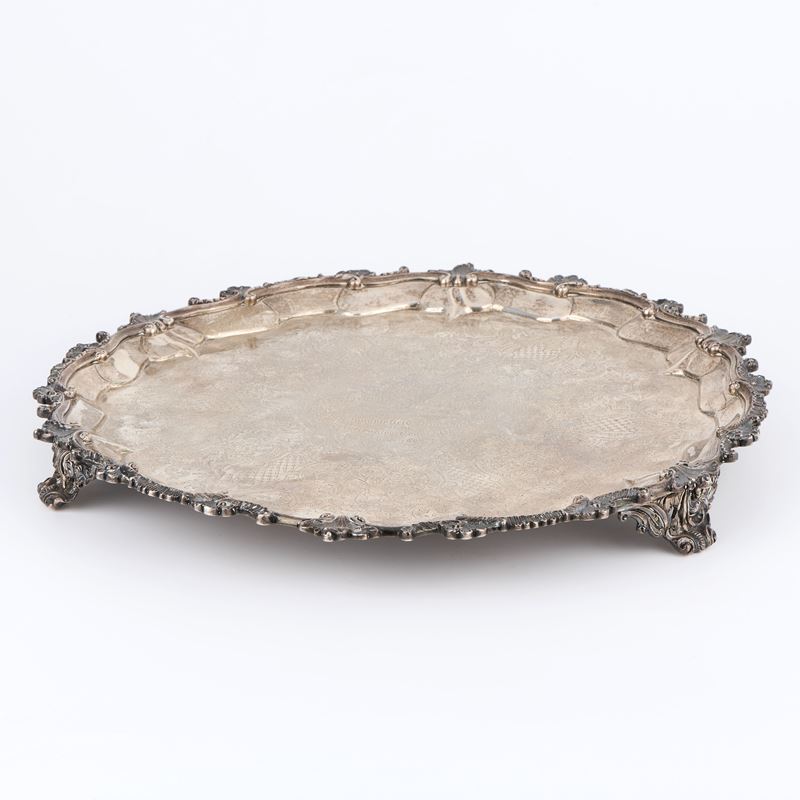Thomas Richards (?), Salver in argento, manifattura inglese, Londra 1832