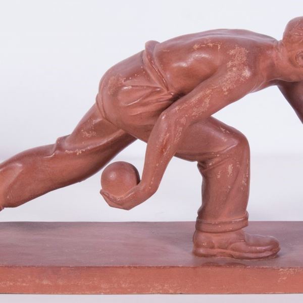Mario Moschi : Giocatore di bocce  - Scultura in terracotta - Asta PARADE II - DIPINTI E SCULTURE DEL XIX E XX SECOLO - Casa d'aste Farsettiarte