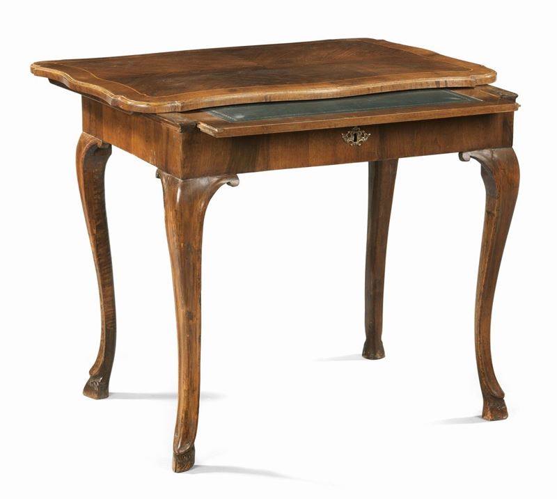 Scrivania in Legno di Noce con Piano Estraibile