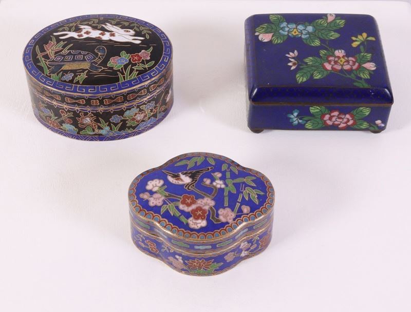 Tre Scatole in Metallo a Smalto Cloisonné