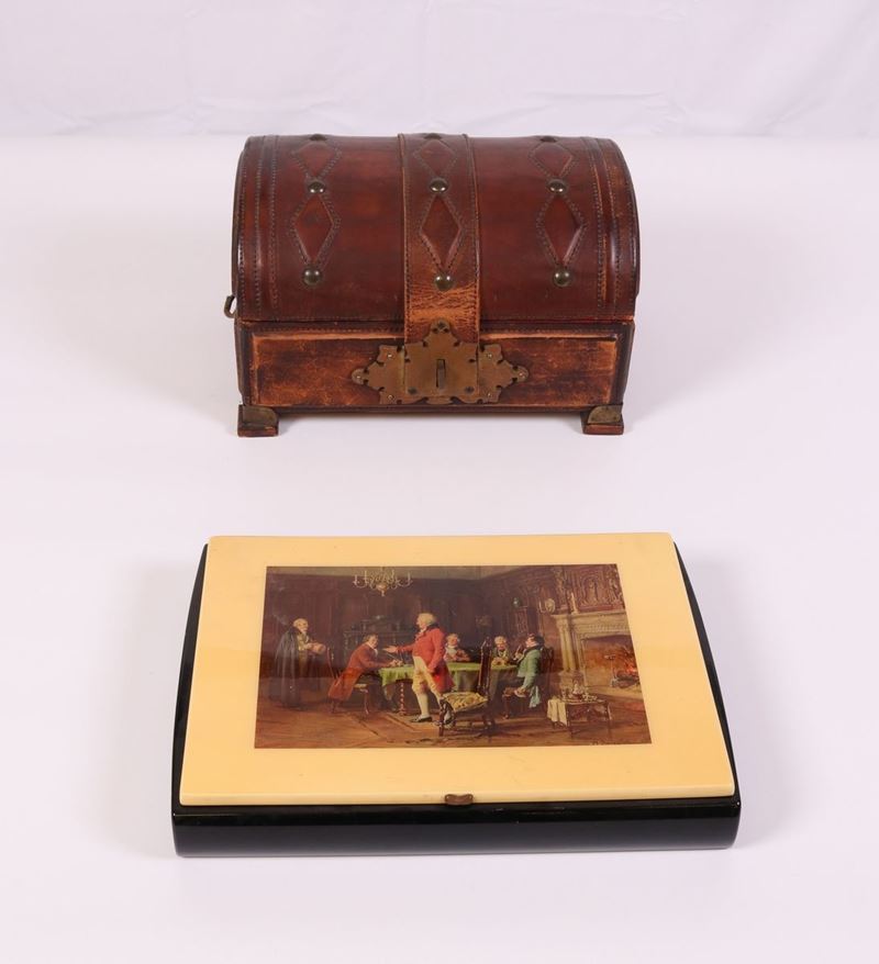 Cofanetto Rivestito in Cuoio e Scatola in Legno da Gioco