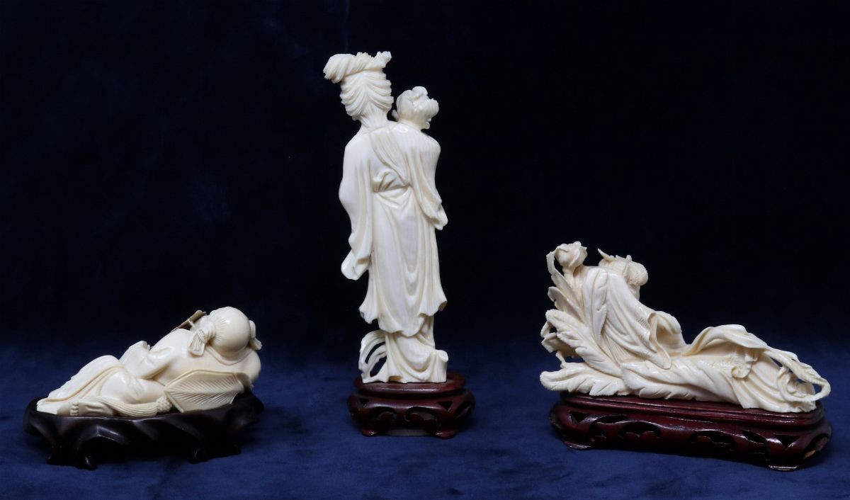 Tre Sculture Cinesi in Avorio