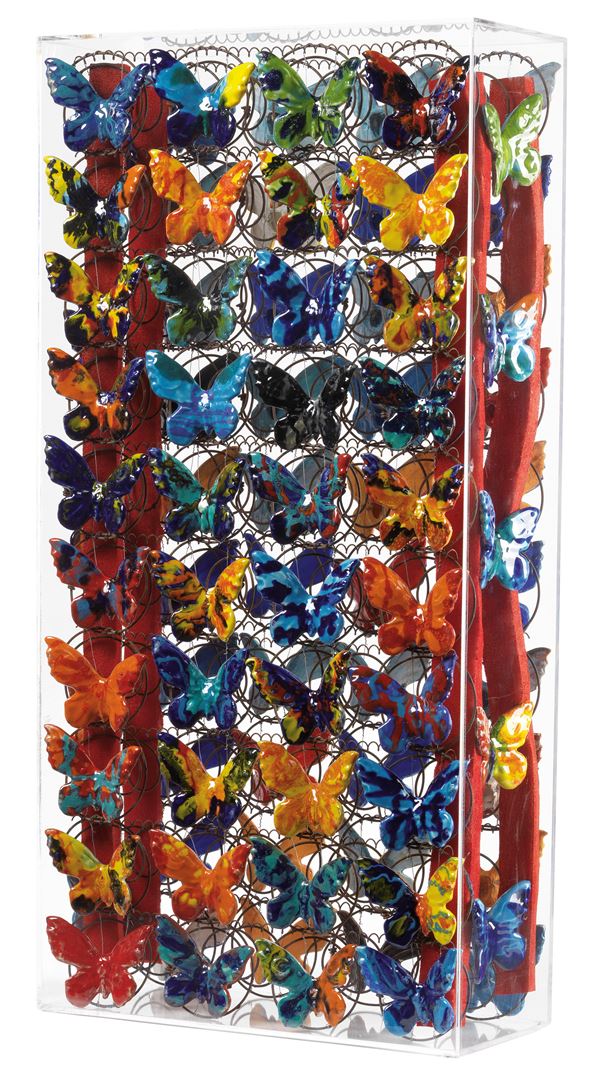 Marcello Lo Giudice : Farfalle  (2011)  - Farfalle di ceramica in teca di plexiglass - Auction CONTEMPORARY ART - I - Casa d'aste Farsettiarte