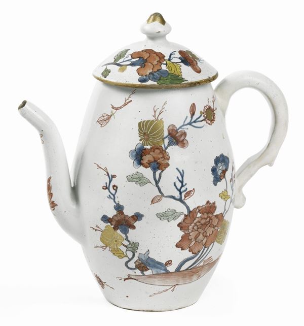 Teiera ovoidale in maiolica policroma e oro