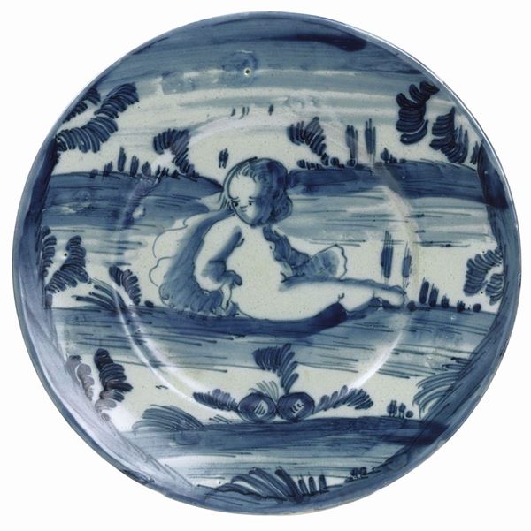 Piatto in maiolica bianco-blu