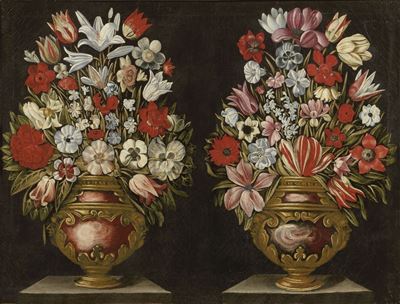 Due Vasi a Grottesche con Fiori