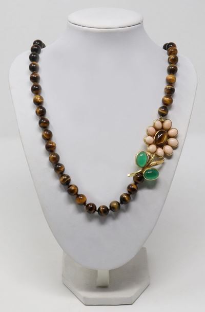 Collana in Occhio di Tigre con Fermatura in Oro, Calcedonio, Occhio di Tigre e Corallo