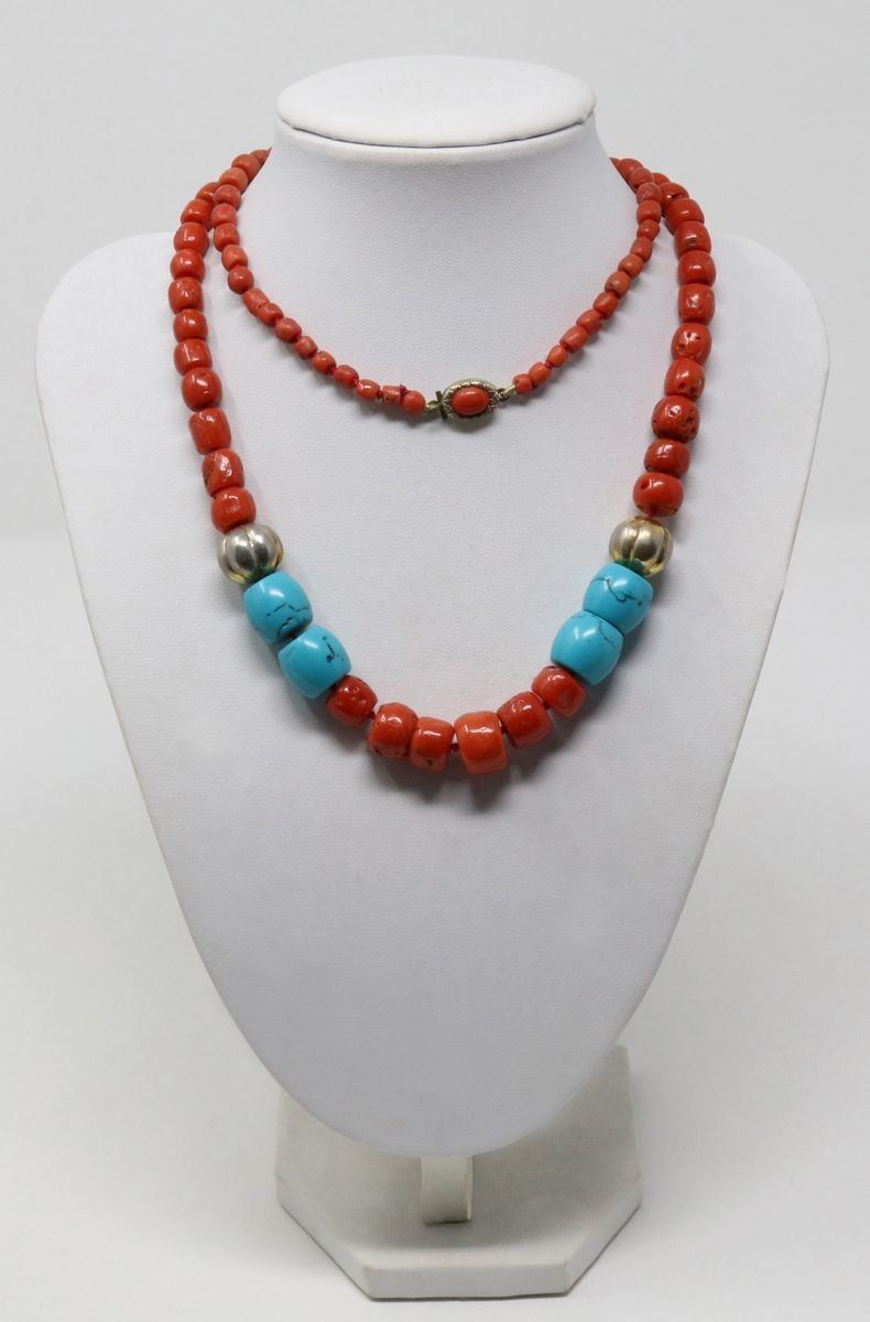Collana a Scalare in Corallo con Inserti in Turchese e Argento