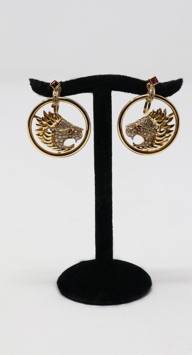 Orecchini a Clips in Oro con Piccoli Brillanti