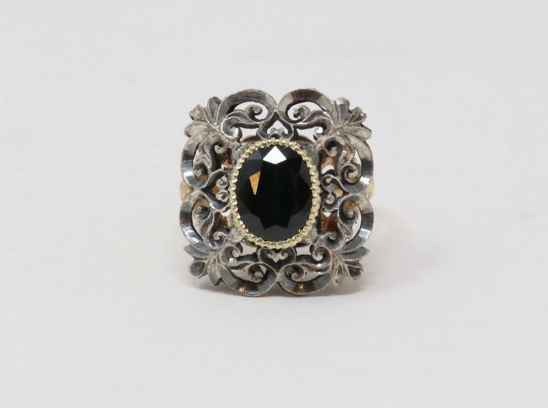 Anello in Oro e Argento con Zaffiro