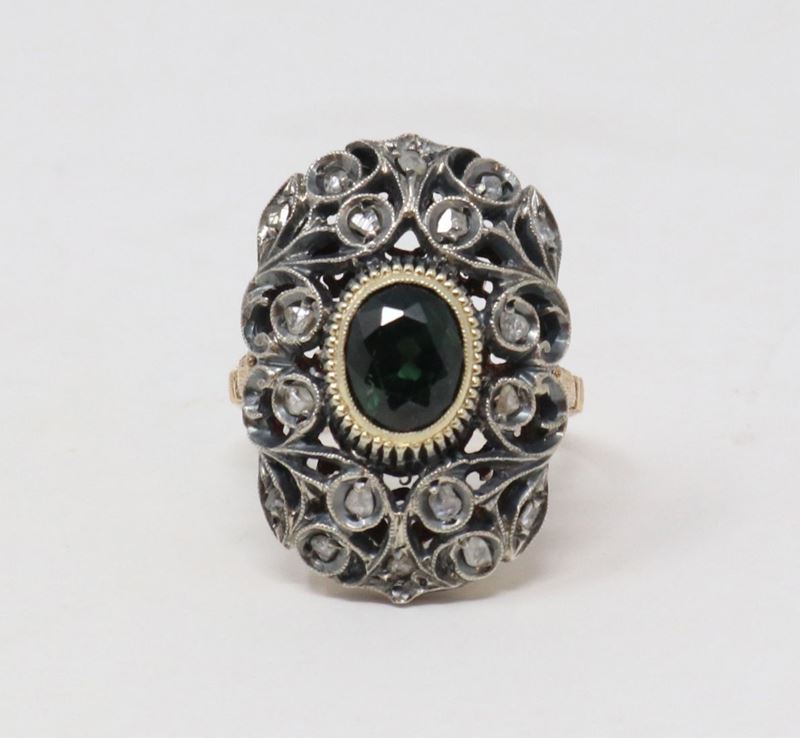 Anello in Oro e Argento con Zaffiro e Diamanti