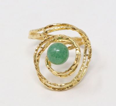 Anello in Oro con Giada Centrale
