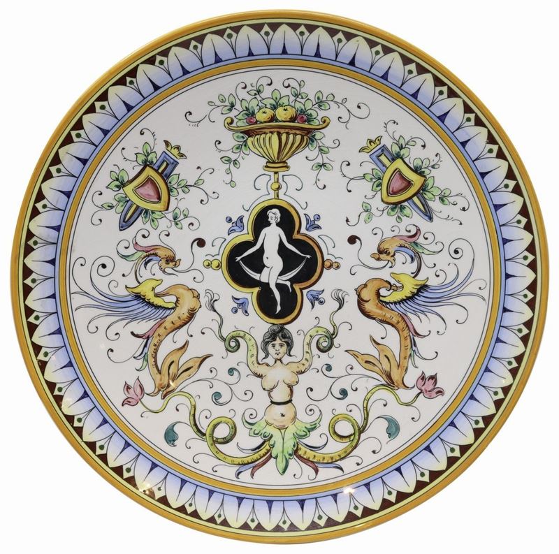 Due Piatti in Ceramica Policroma