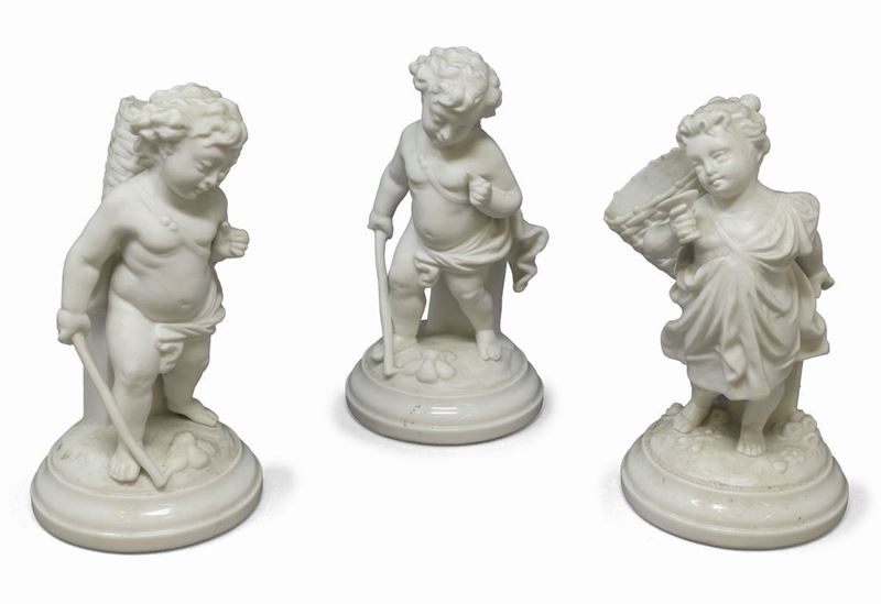 Tre Putti in Porcellana Bianca