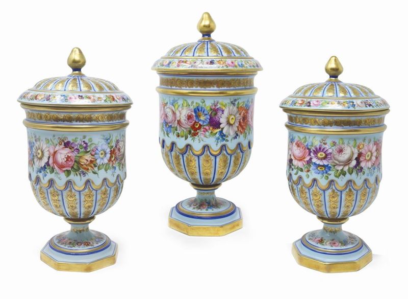 Set di Tre Vasi in Ceramica con Coperchio