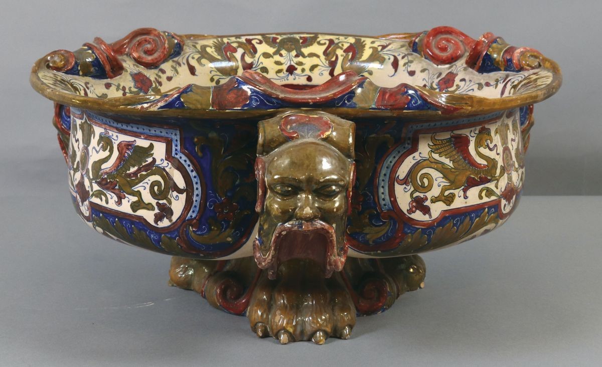 Grande Centrotavola in Maiolica Policroma