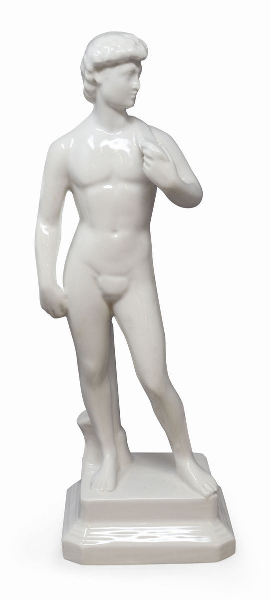 Scultura in Porcellana Bianca