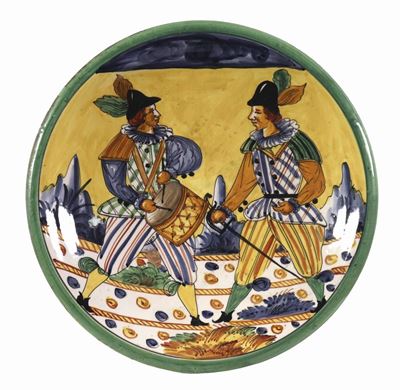 Due Piatti in Maiolica Policroma