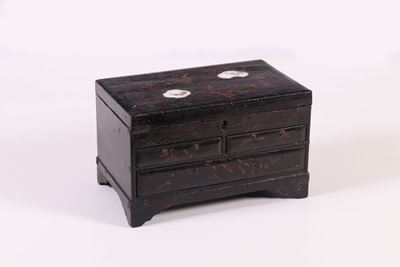 Cofanetto da Lavoro in Legno Laccato Nero e Rosso