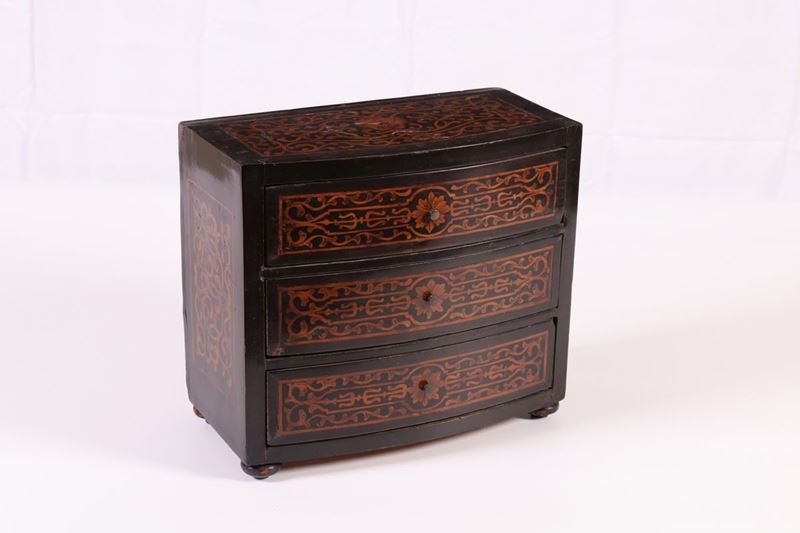 Modello di Comò in Legno