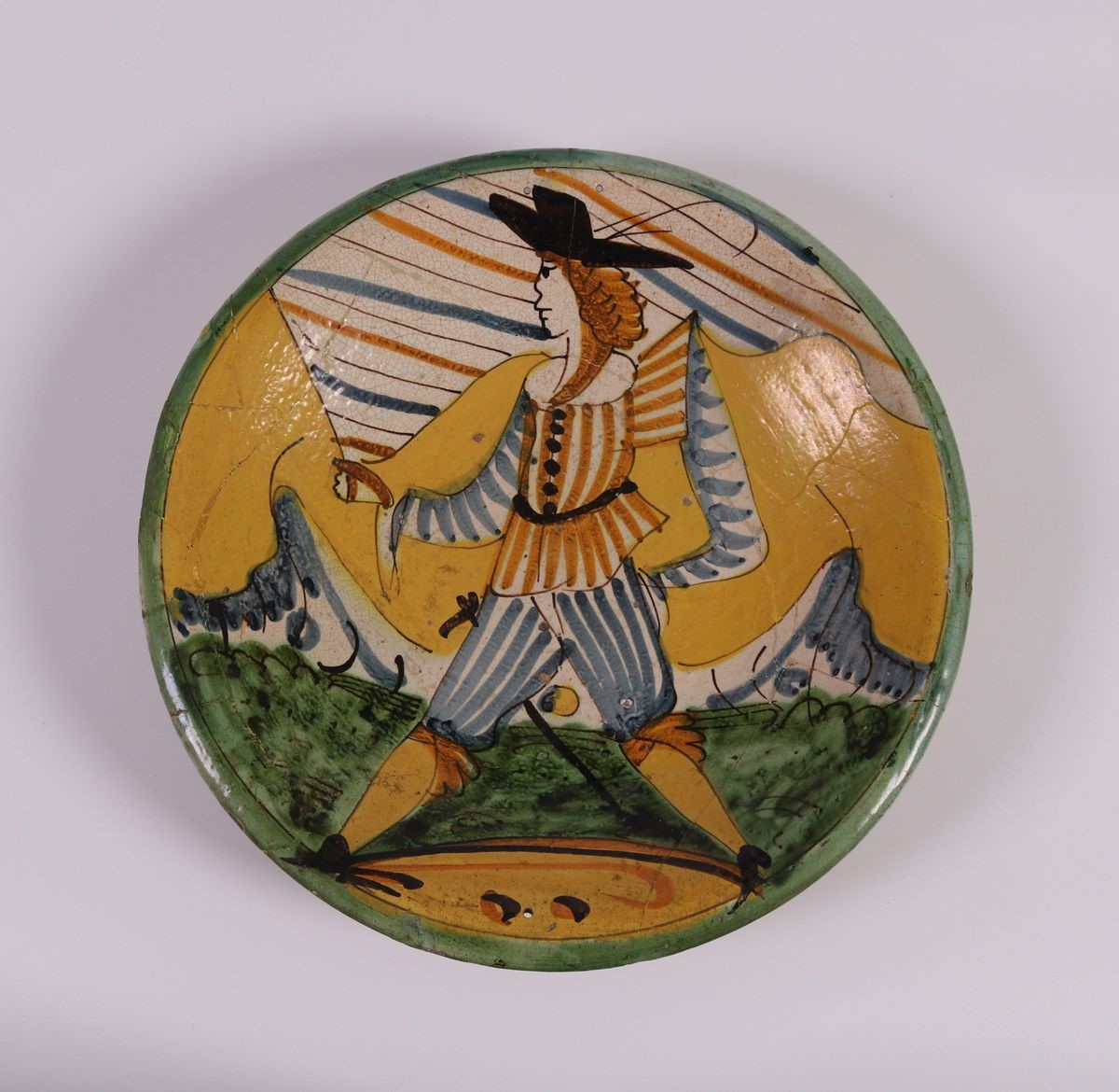 Due Piatti in Maiolica Policroma