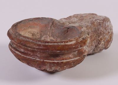 Acquasantiera in Breccia di Verona