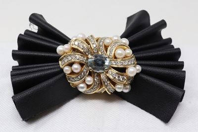 Anello in Oro Giallo con Brillanti, Acquamarina e Perle