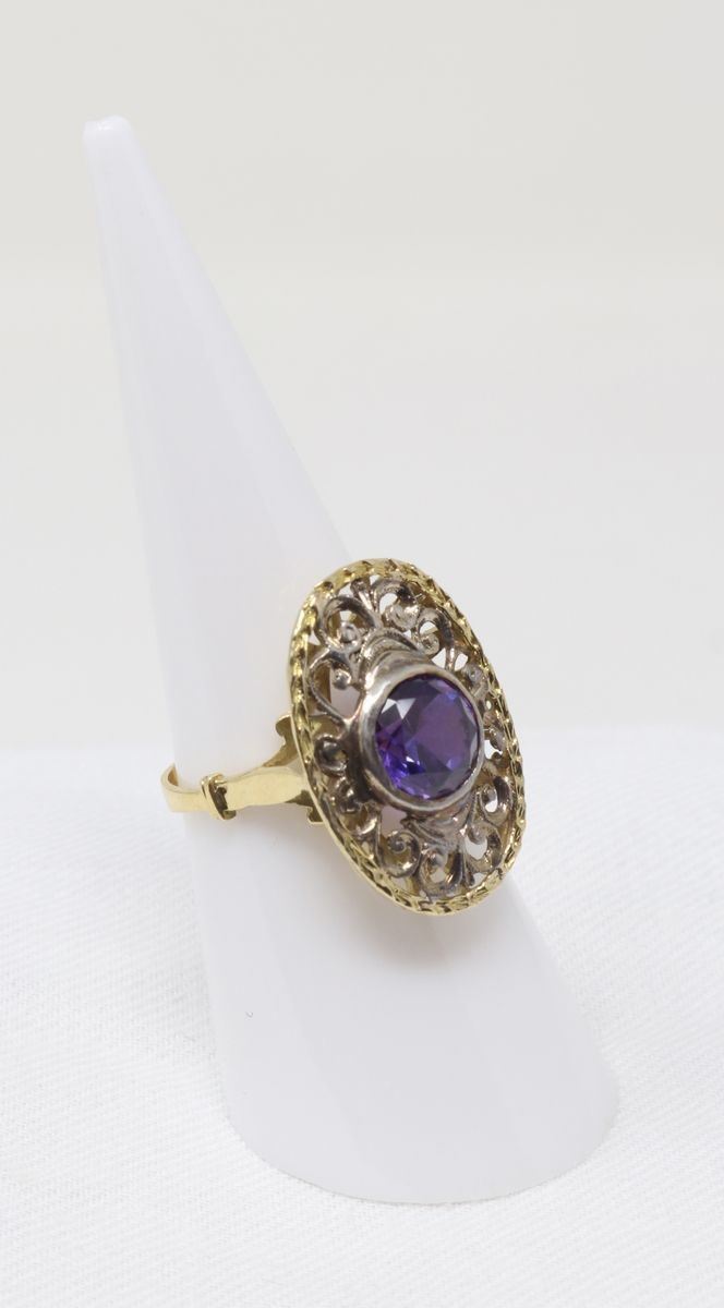 Anello Ovale in Oro Giallo e Argento e Ametista Rotonda Centrale