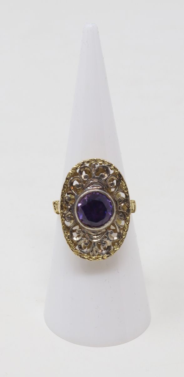 Anello Ovale in Oro Giallo e Argento e Ametista Rotonda Centrale