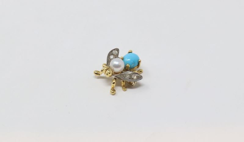 Spilla a Forma di Mosca in Oro Giallo e Argento con Turchese, Perla e Rose di Diamante