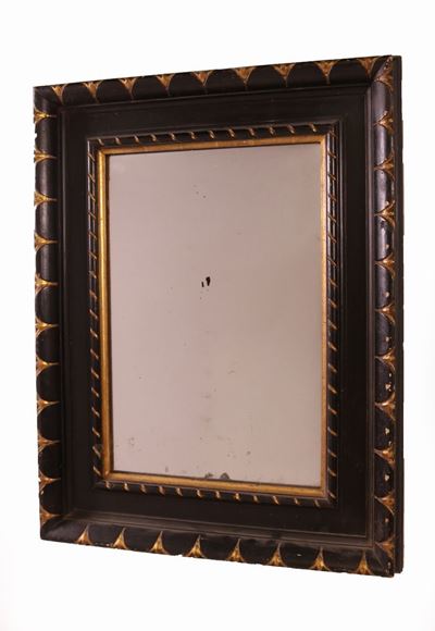 Cornice in Legno Ebanizzato con Specchio