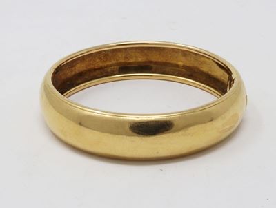 Bracciale a Fascia Rigida Bombata in Oro Giallo