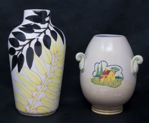 Due vasi in ceramica