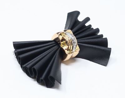 Anello Bombato in Oro Giallo e Brillantini