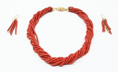 Collana e Orecchini in Corallo Rosso