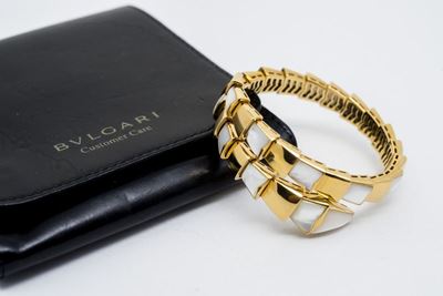 Bracciale Bulgari in Oro Giallo e Madreperla Bianca