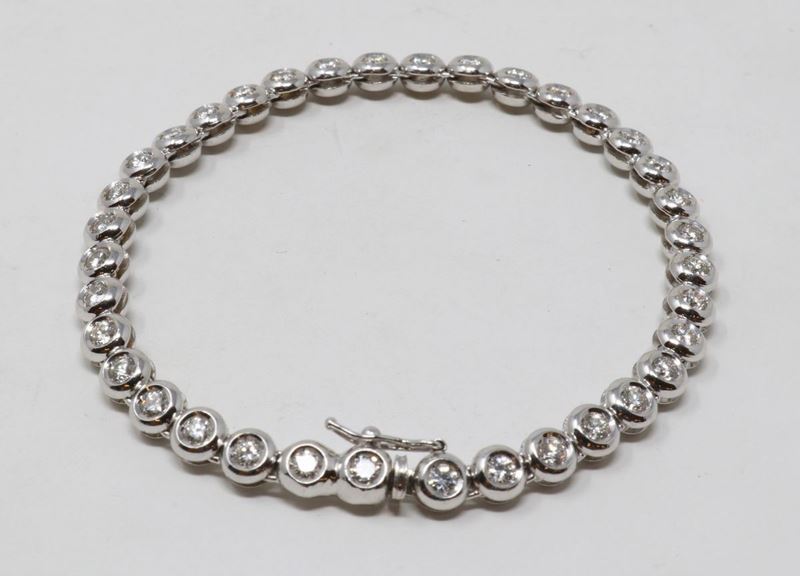 Bracciale Tennis in Oro Bianco e Brillanti