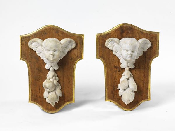 Coppia di mensole in marmo  - Auction Importanti Arredi e Dipinti Antichi - I - Casa d'aste Farsettiarte