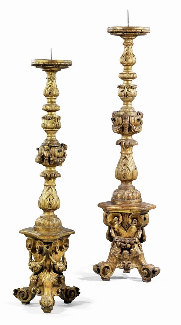 Due torciere riccamente intagliate e dorate  (XVI secolo.)  - Asta Importanti Arredi e Dipinti Antichi - I - Casa d'aste Farsettiarte