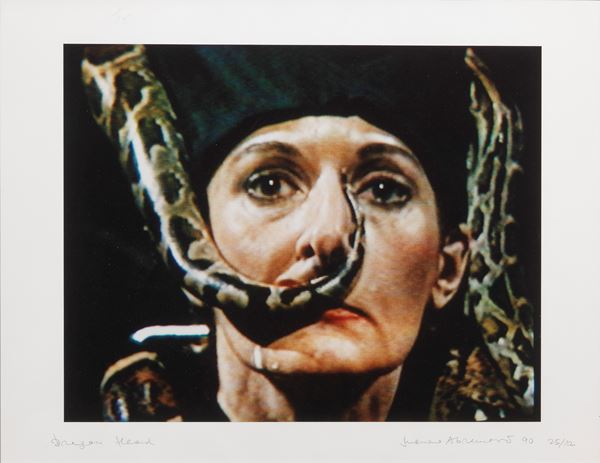Marina Abramovic : Dragon Head  (1990)  - Stampa fotografica su carta Kodak, es. 25/12 - Auction Contemporary Art - I - Casa d'aste Farsettiarte