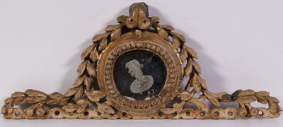 Fregio in Legno Intagliato e Dorato