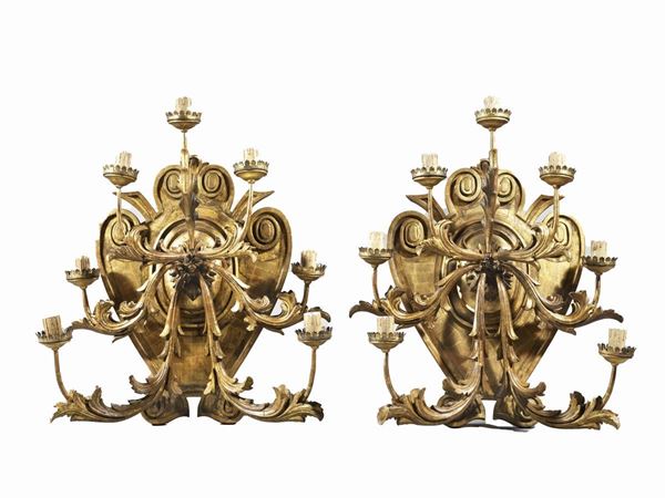 Coppia di grandi appliques in legno intagliato e dorato  (fine XIX - inizio XX secolo.)  - Auction Parade I - Forniture and Old Masters Paintings - I - Casa d'aste Farsettiarte
