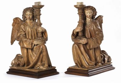 Coppia di Angeli Reggitorcia in Terracotta