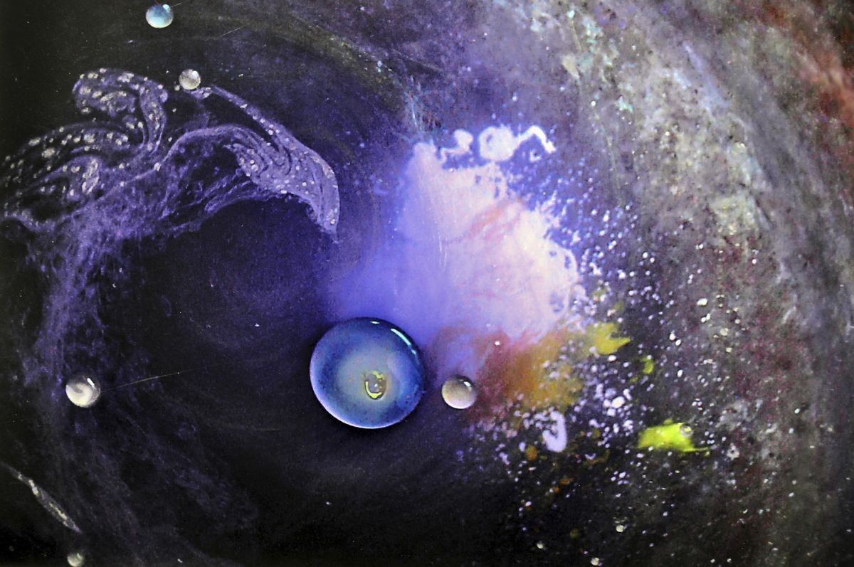 Riccardo Cocchi - «fluide Trasparenze», «color Explosion» e «cosmo Immaginario»