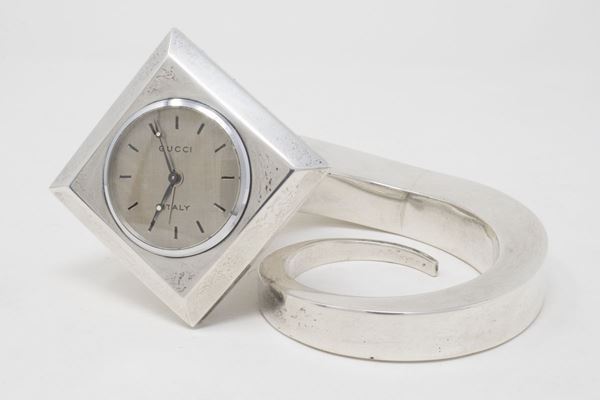 Gucci orologio da tavolo in argento