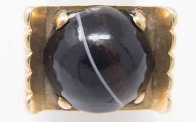 Anello in Oro Giallo con Occhio di Tigre Cabochon