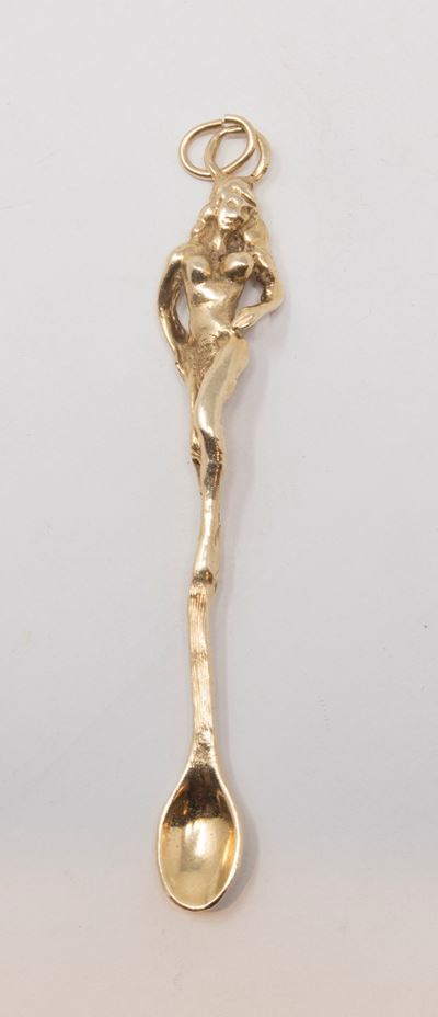 Tre Oggetti in Oro Giallo