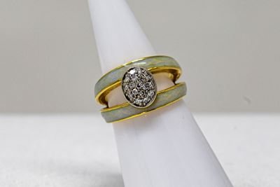 Anello a Doppia Fascia in Oro Giallo, Pavé di Piccoli Brillanti Ovale Centrale